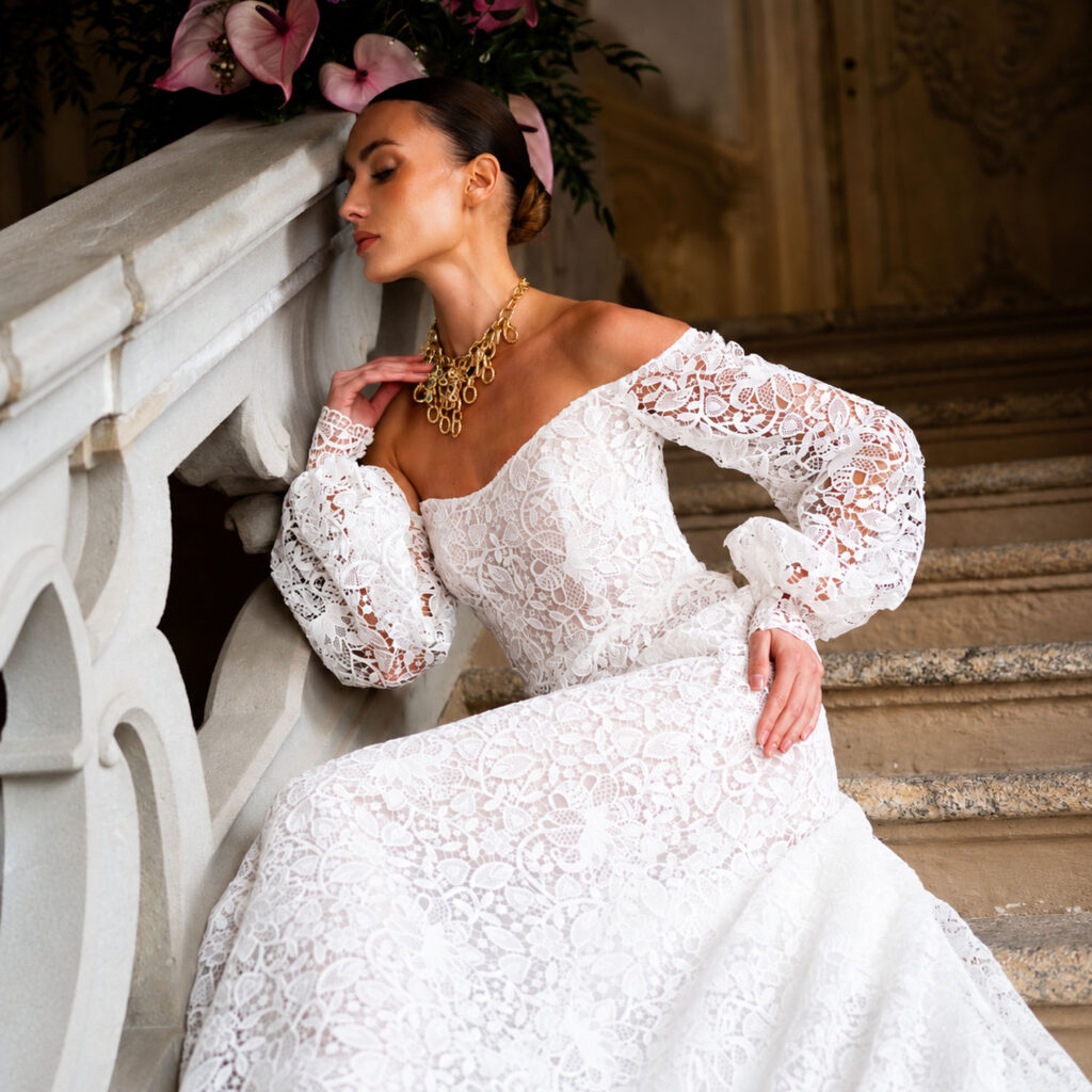 Abito da sposa in pizzo, Le Fate Milano